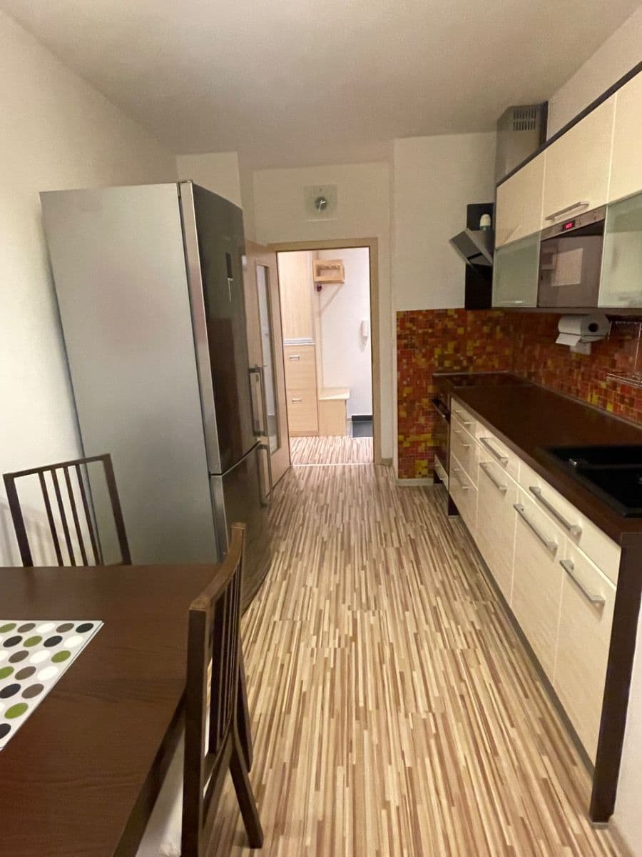 Pronájem bytu 1+1 42 m², Klatovská třída, Plzeň, Plzeňský kraj Pronájem bytu 1+1 42 m², Klatovská třída, Plzeň, Plzeňský kraj