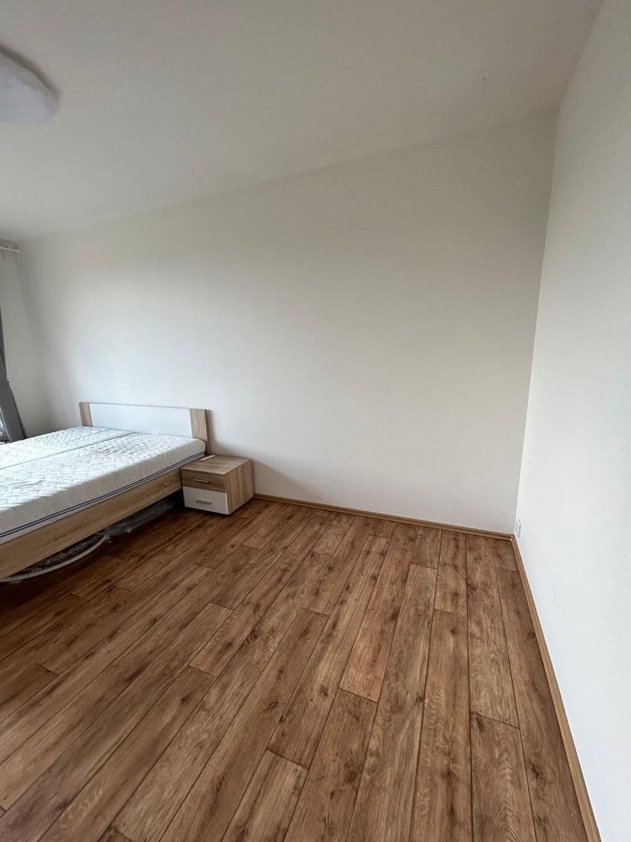 Pronájem bytu 2+kk 74 m², Marty Krásové, Praha, Praha Pronájem bytu 2+kk 74 m², Marty Krásové, Praha, Praha
