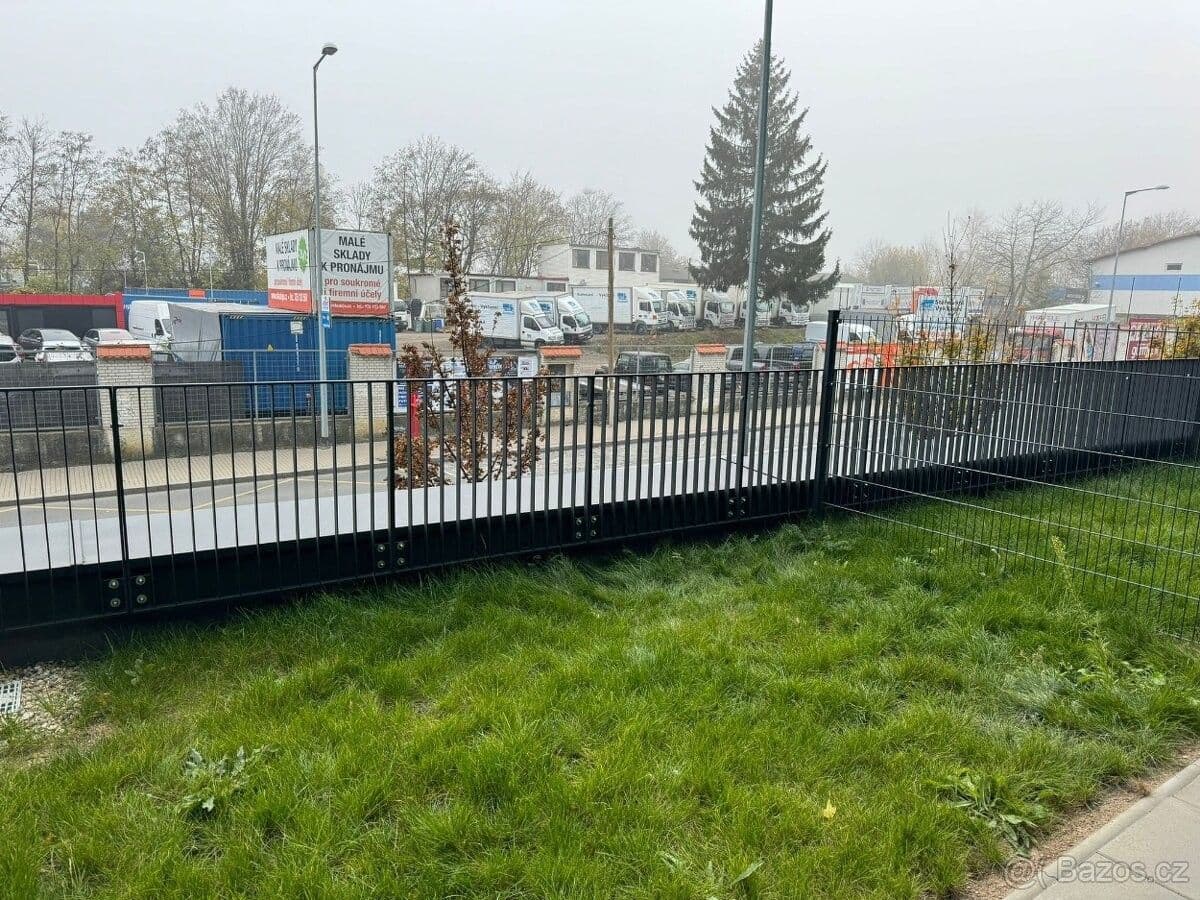 Pronájem bytu 1+kk 40 m², Olgy Havlové, Praha, Praha Pronájem bytu 1+kk 40 m², Olgy Havlové, Praha, Praha