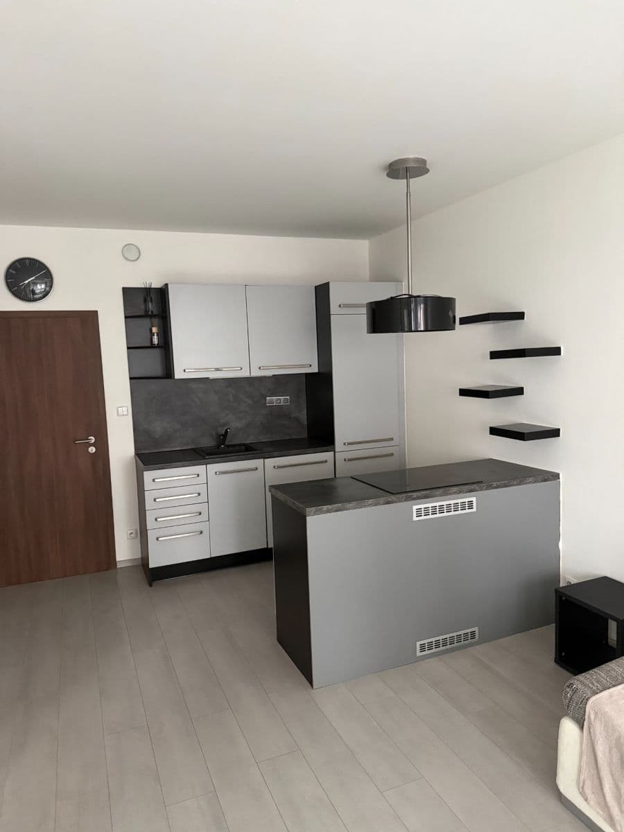 Pronájem bytu 2+kk 51 m², Kardausova, Praha, Praha Pronájem bytu 2+kk 51 m², Kardausova, Praha, Praha