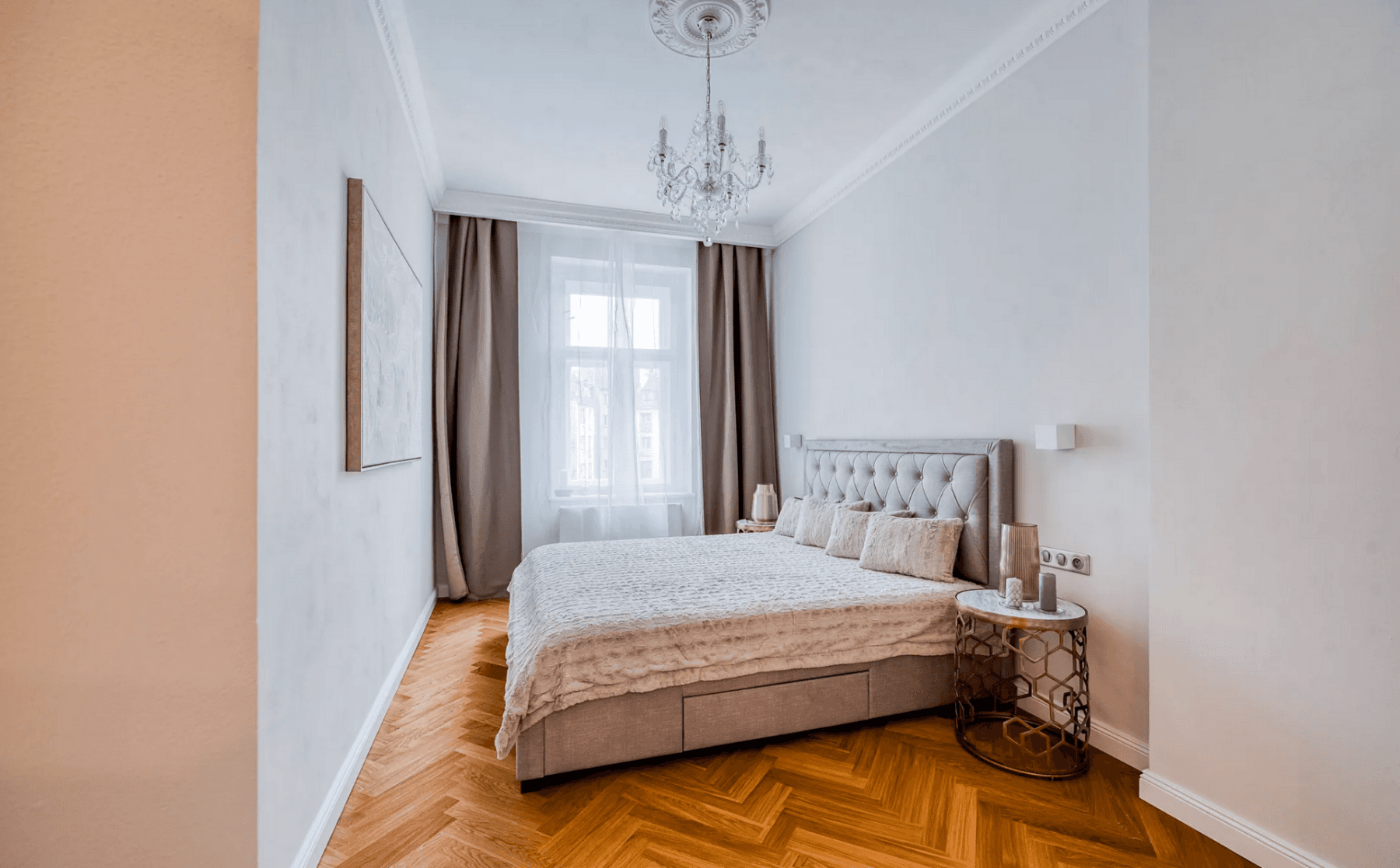 Pronájem bytu 1+kk 48 m², Orelská, Praha, Praha Pronájem bytu 1+kk 48 m², Orelská, Praha, Praha