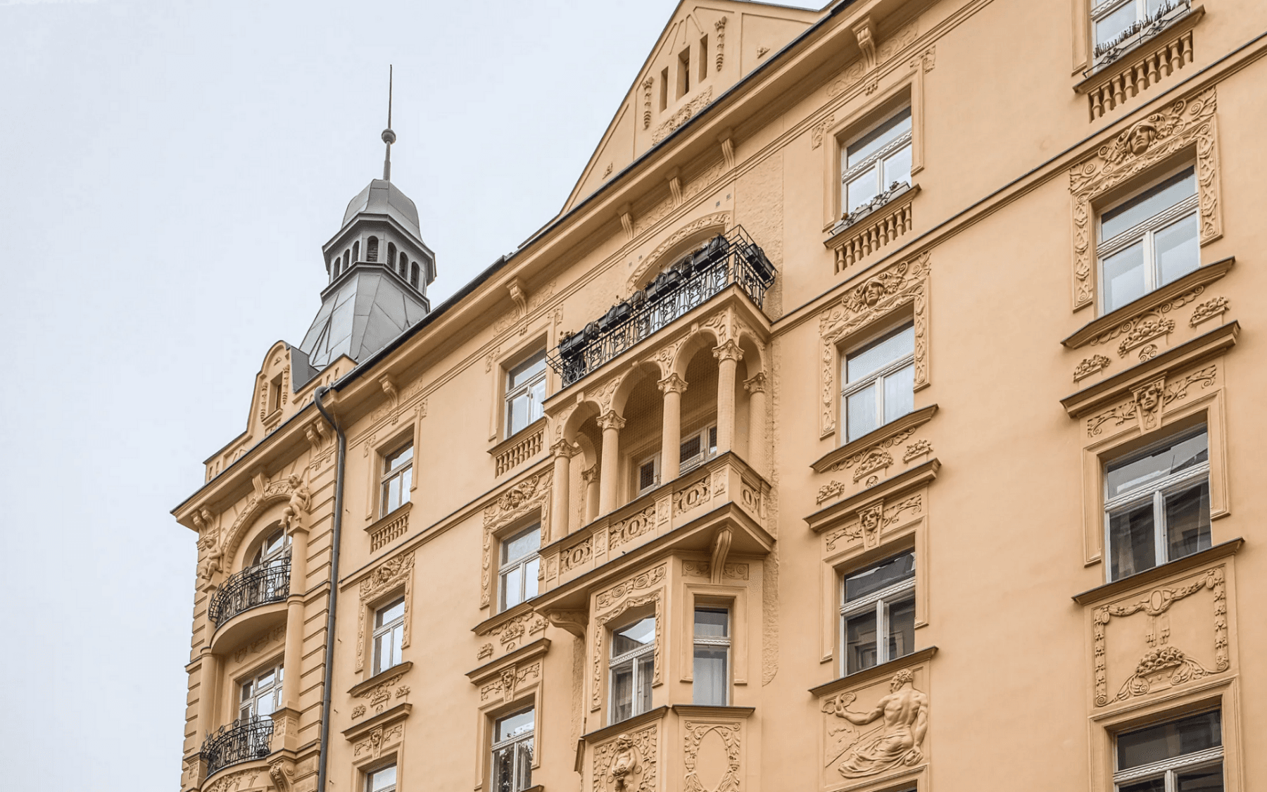 Pronájem bytu 1+kk 48 m², Orelská, Praha, Praha Pronájem bytu 1+kk 48 m², Orelská, Praha, Praha