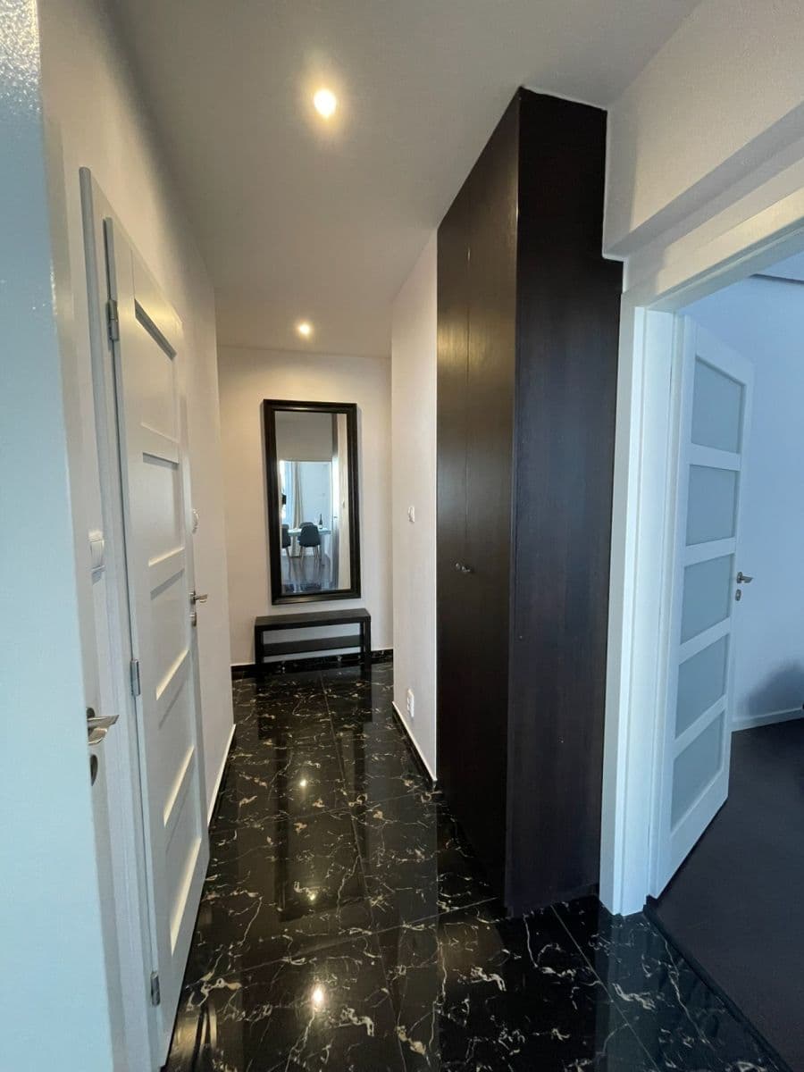 Pronájem bytu 2+1 54 m², Niťová, Ružinov, Bratislavský kraj Pronájem bytu 2+1 54 m², Niťová, Ružinov, Bratislavský kraj