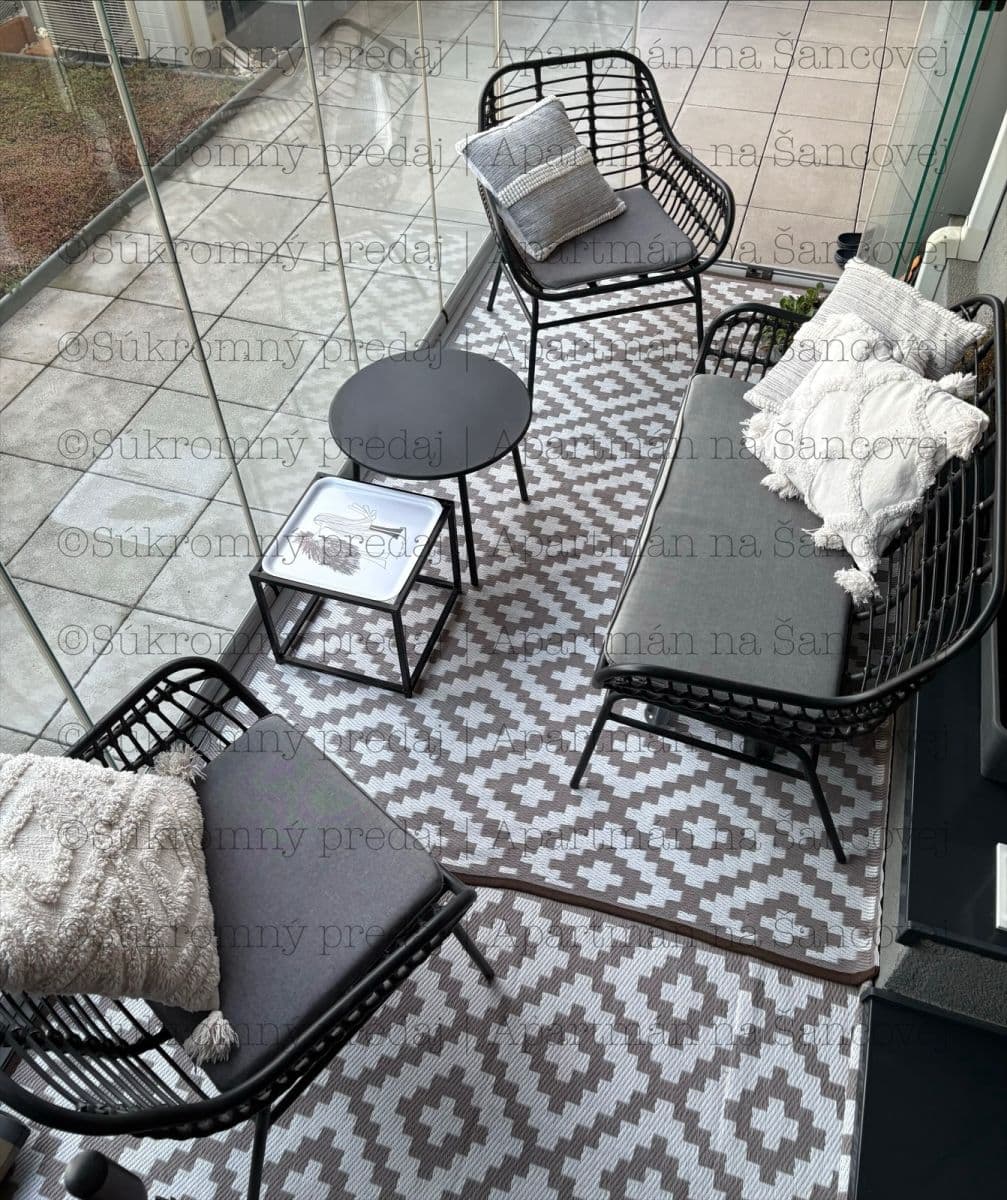 Prodej bytu 1+1 37 m², Šancová, Bratislava - mestská časť Staré Mesto, Bratislavský kraj Prodej bytu 1+1 37 m², Šancová, Bratislava - mestská časť Staré Mesto, Bratislavský kraj