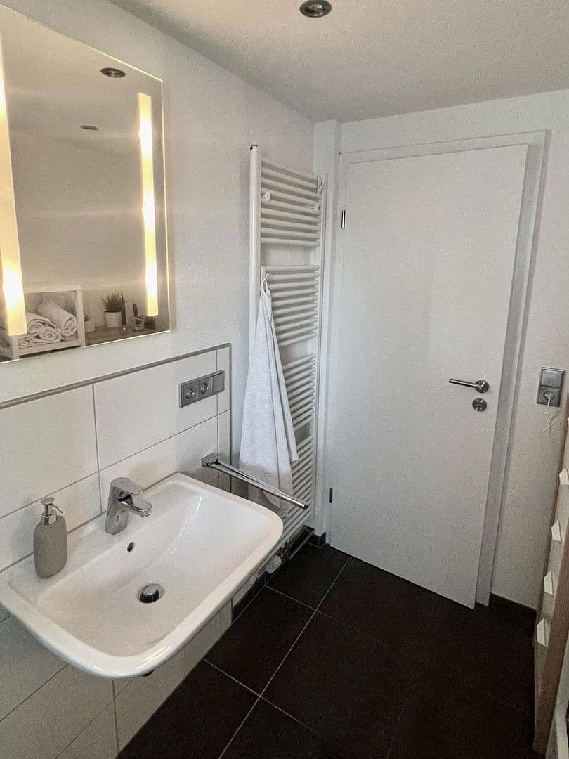 Pronájem bytu 2+1 50 m², Würzburg, Bavorsko Pronájem bytu 2+1 50 m², Würzburg, Bavorsko