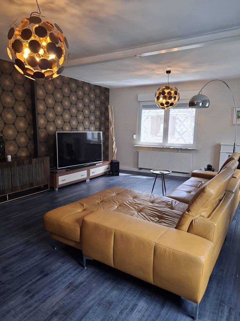 Prodej domu 152 m², pozemek 318 m², Offenbach, Hessen Prodej domu 152 m², pozemek 318 m², Offenbach, Hessen