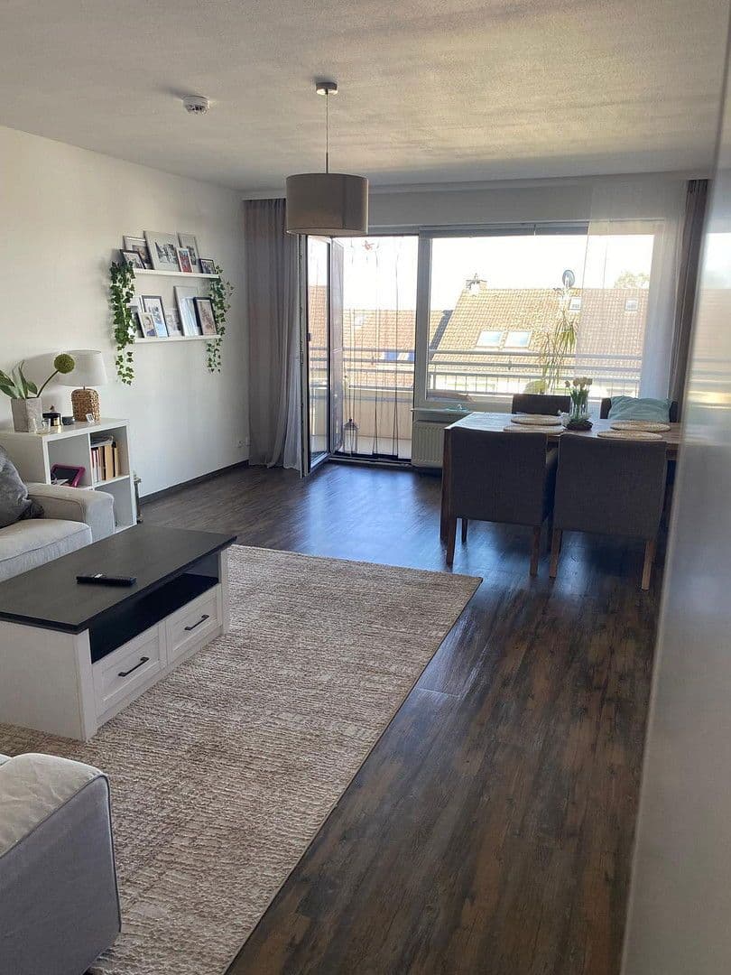 Prodej bytu 3+1 87 m², Altkönigstraße, 5, Bad Soden am Taunus, Hessen Prodej bytu 3+1 87 m², Altkönigstraße, 5, Bad Soden am Taunus, Hessen