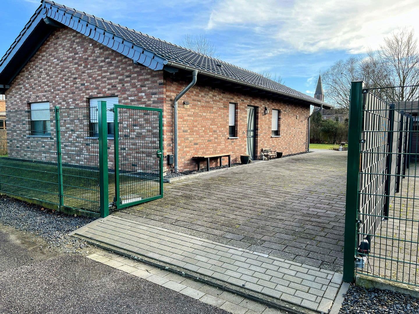 Pronájem domu 95 m², pozemek 658 m², Heinsberg, Severní Porýní-Vestfálsko Pronájem domu 95 m², pozemek 658 m², Heinsberg, Severní Porýní-Vestfálsko