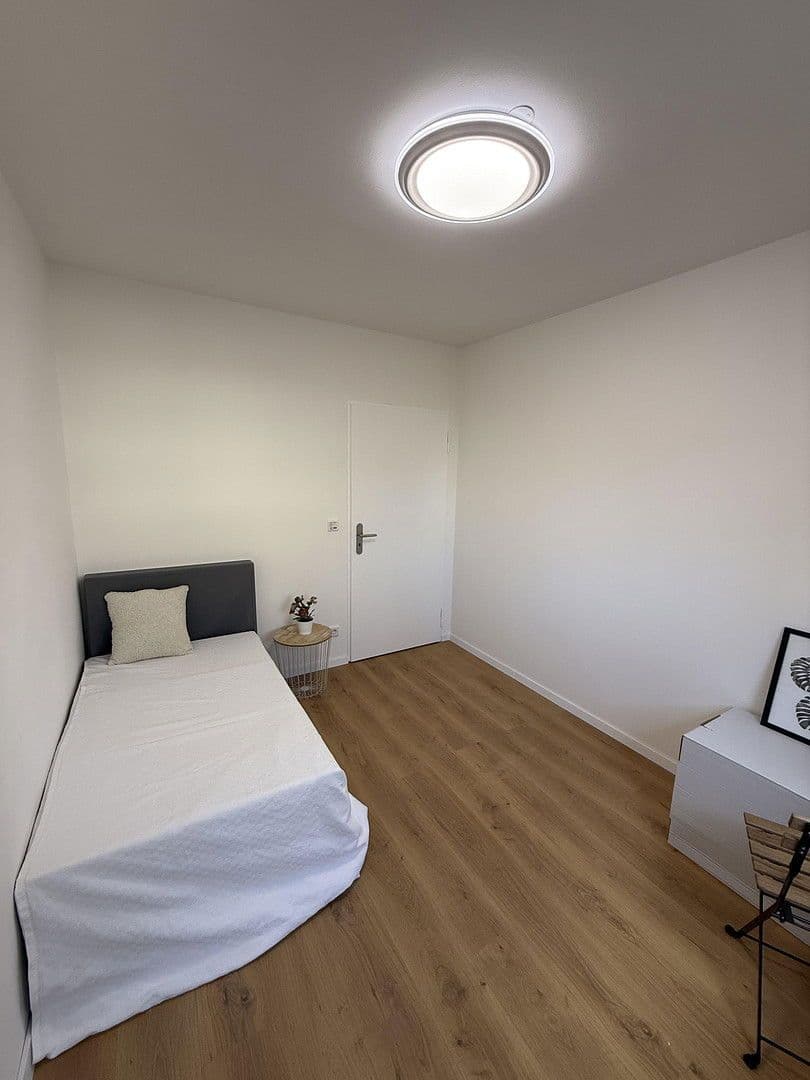 Prodej bytu 3+1 69 m², Hesselbergring 31, Nürnberg, Bavorsko Prodej bytu 3+1 69 m², Hesselbergring 31, Nürnberg, Bavorsko