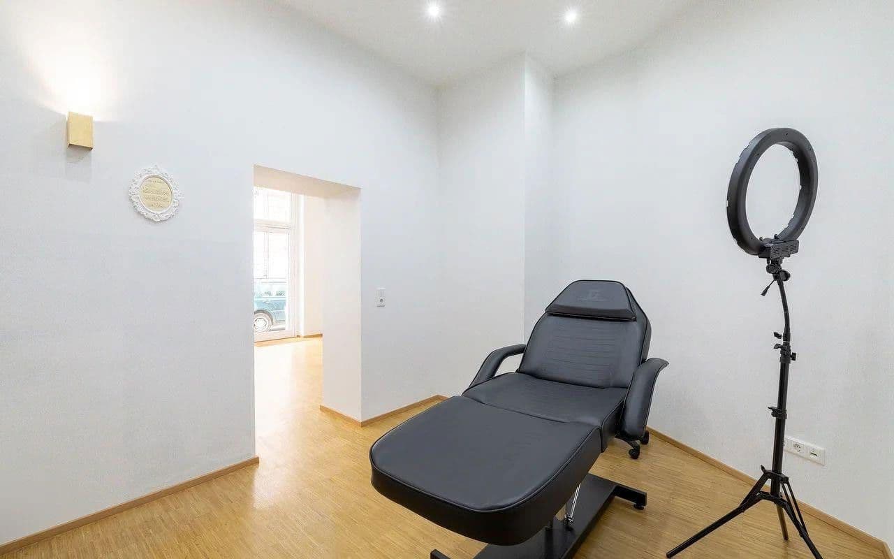 Pronájem kanceláře 55 m², Dasselstr. 70, Köln, Severní Porýní-Vestfálsko Pronájem kanceláře 55 m², Dasselstr. 70, Köln, Severní Porýní-Vestfálsko