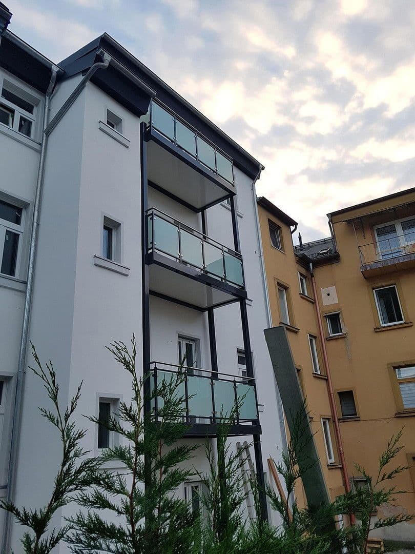 Pronájem bytu 2+1 88 m², Oelsnitzer Str. 19, Hof, Bavorsko Pronájem bytu 2+1 88 m², Oelsnitzer Str. 19, Hof, Bavorsko