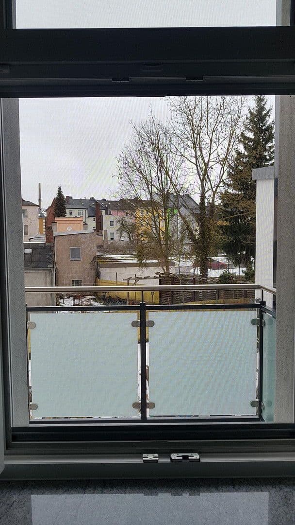 Pronájem bytu 2+1 88 m², Oelsnitzer Str. 19, Hof, Bavorsko Pronájem bytu 2+1 88 m², Oelsnitzer Str. 19, Hof, Bavorsko