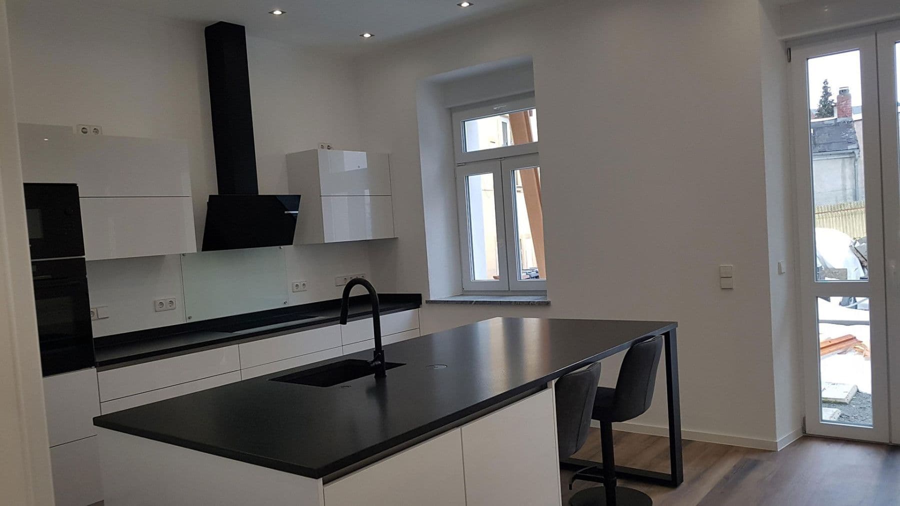 Pronájem bytu 2+1 88 m², Oelsnitzer Str. 19, Hof, Bavorsko Pronájem bytu 2+1 88 m², Oelsnitzer Str. 19, Hof, Bavorsko