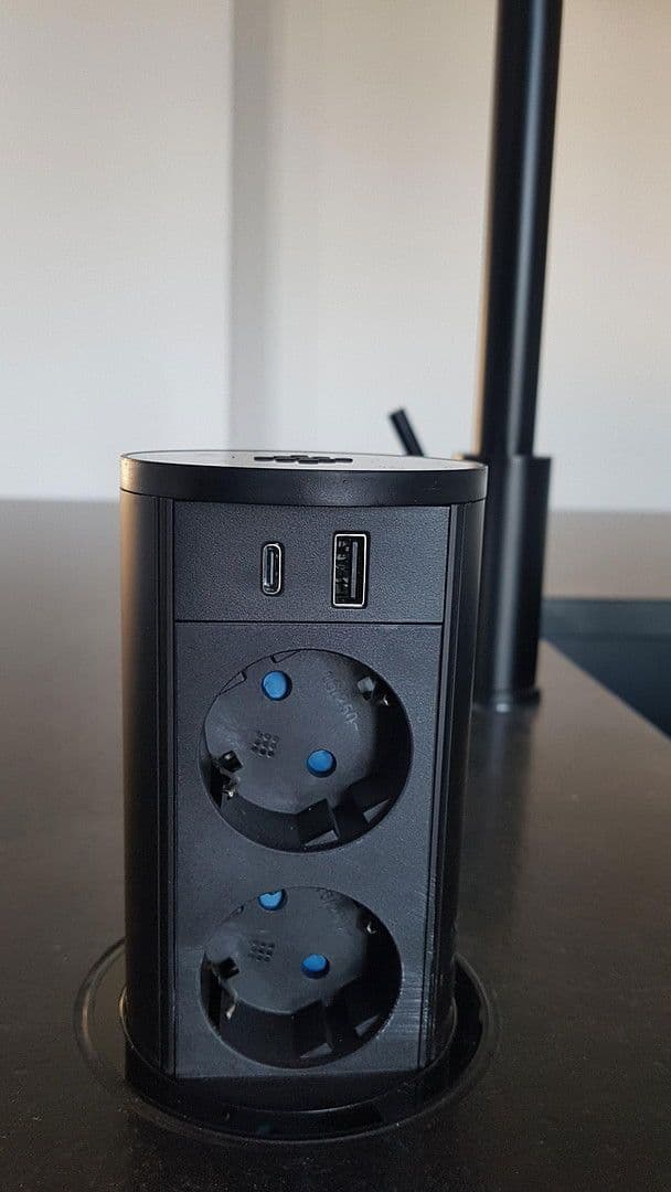 Pronájem bytu 2+1 88 m², Oelsnitzer Str. 19, Hof, Bavorsko Pronájem bytu 2+1 88 m², Oelsnitzer Str. 19, Hof, Bavorsko