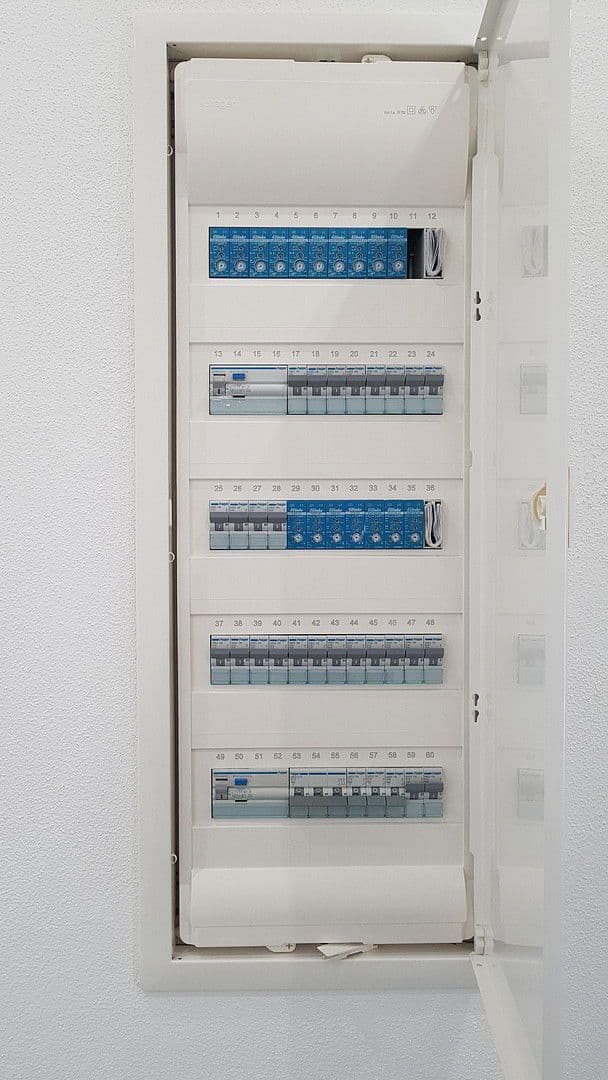 Pronájem bytu 2+1 88 m², Oelsnitzer Str. 19, Hof, Bavorsko Pronájem bytu 2+1 88 m², Oelsnitzer Str. 19, Hof, Bavorsko