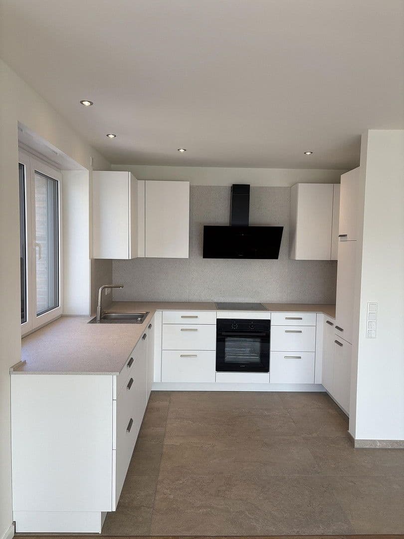 Pronájem bytu 4+1 104 m², Legden, Severní Porýní-Vestfálsko Pronájem bytu 4+1 104 m², Legden, Severní Porýní-Vestfálsko