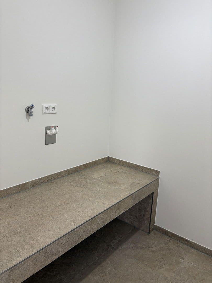 Pronájem bytu 4+1 104 m², Legden, Severní Porýní-Vestfálsko Pronájem bytu 4+1 104 m², Legden, Severní Porýní-Vestfálsko