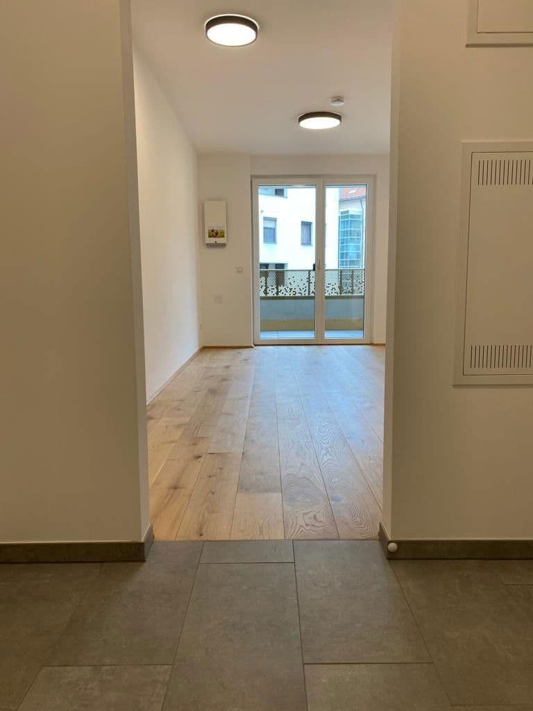 Pronájem bytu 2+1 37 m², Amraser Straße 29-31, Innsbruck, Tyrolsko Pronájem bytu 2+1 37 m², Amraser Straße 29-31, Innsbruck, Tyrolsko