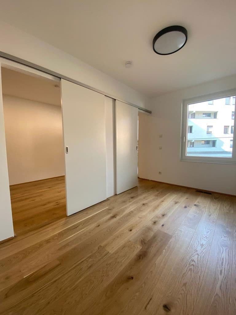Pronájem bytu 2+1 37 m², Amraser Straße 29-31, Innsbruck, Tyrolsko Pronájem bytu 2+1 37 m², Amraser Straße 29-31, Innsbruck, Tyrolsko