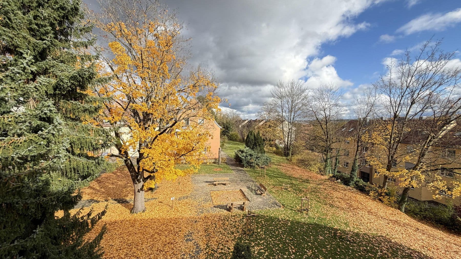 Pronájem bytu 4+1 89 m², Hardenbergplatz 8, Nürnberg, Bavorsko Pronájem bytu 4+1 89 m², Hardenbergplatz 8, Nürnberg, Bavorsko