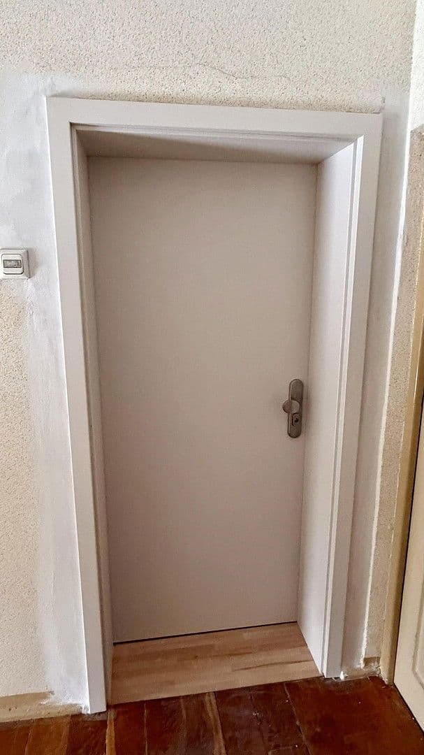 Pronájem bytu 4+1 89 m², Hardenbergplatz 8, Nürnberg, Bavorsko Pronájem bytu 4+1 89 m², Hardenbergplatz 8, Nürnberg, Bavorsko