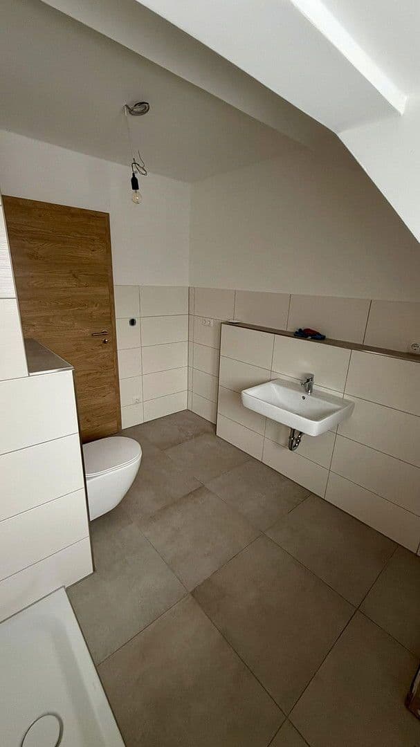 Pronájem bytu 4+1 89 m², Hardenbergplatz 8, Nürnberg, Bavorsko Pronájem bytu 4+1 89 m², Hardenbergplatz 8, Nürnberg, Bavorsko