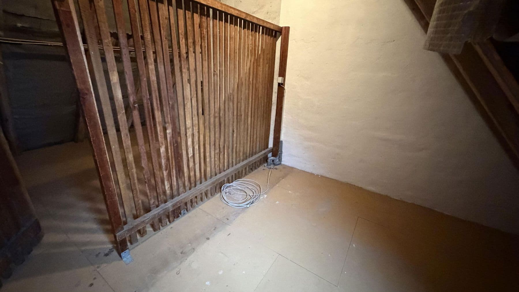 Pronájem bytu 4+1 89 m², Hardenbergplatz 8, Nürnberg, Bavorsko Pronájem bytu 4+1 89 m², Hardenbergplatz 8, Nürnberg, Bavorsko