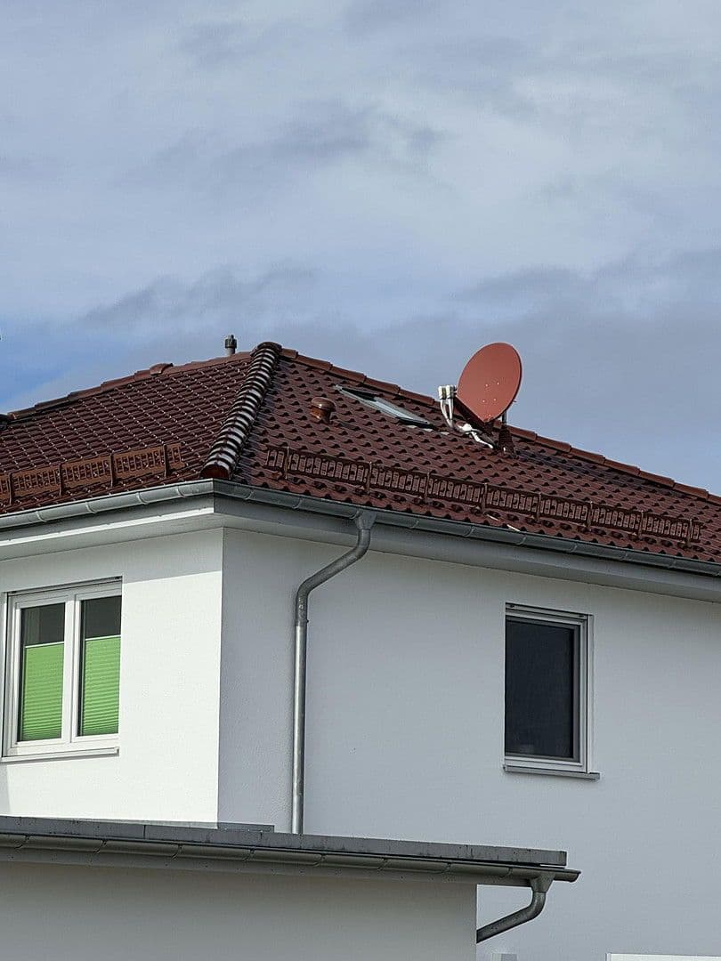 Prodej domu 227 m², pozemek 639 m², Laupheim, Bádensko-Württembersko Prodej domu 227 m², pozemek 639 m², Laupheim, Bádensko-Württembersko