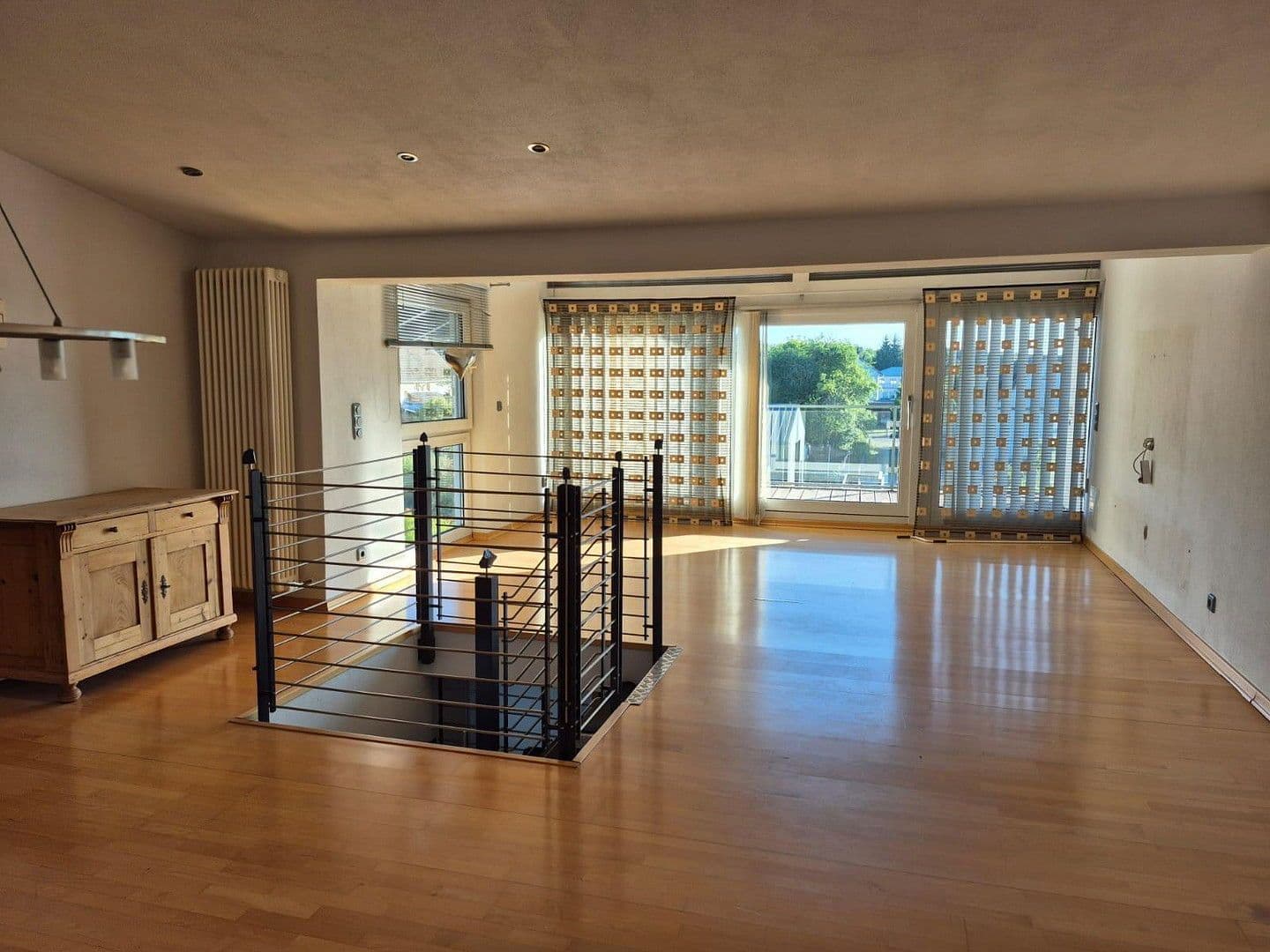 Pronájem bytu 4+1 132 m², Argenthal, Porýní-Falc Pronájem bytu 4+1 132 m², Argenthal, Porýní-Falc