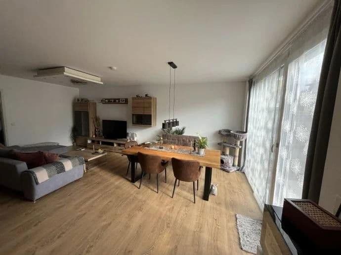 Pronájem bytu 3+1 80 m², Schlierbachstraße 17, Hetzles, Bavorsko Pronájem bytu 3+1 80 m², Schlierbachstraße 17, Hetzles, Bavorsko