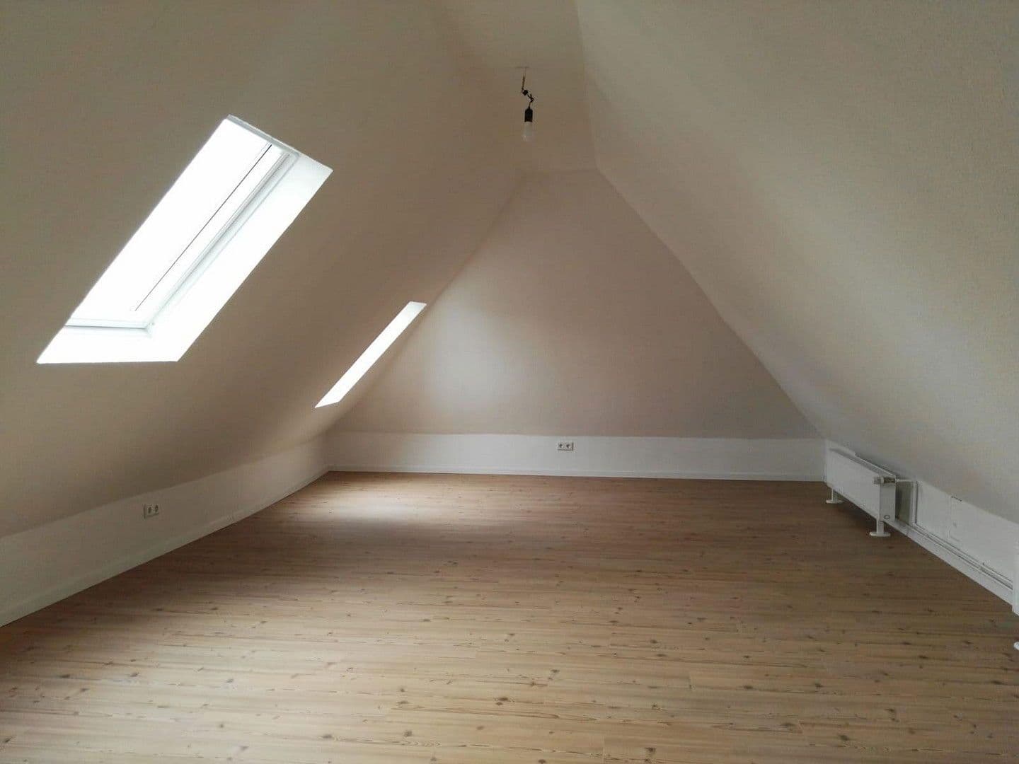 Pronájem bytu 6+1 160 m², Breite Str. 7, Algermissen, Dolní Sasko Pronájem bytu 6+1 160 m², Breite Str. 7, Algermissen, Dolní Sasko