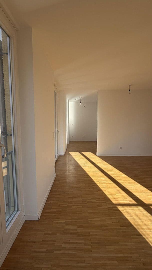 Prodej bytu 4+1 92 m², München, Bavorsko Prodej bytu 4+1 92 m², München, Bavorsko