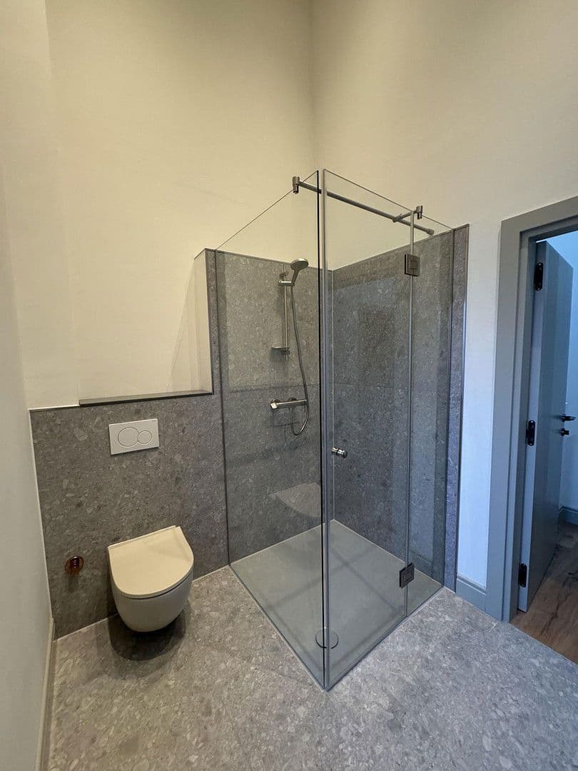 Pronájem domu 140 m², pozemek 175 m², Hamburg, Hamburg Pronájem domu 140 m², pozemek 175 m², Hamburg, Hamburg