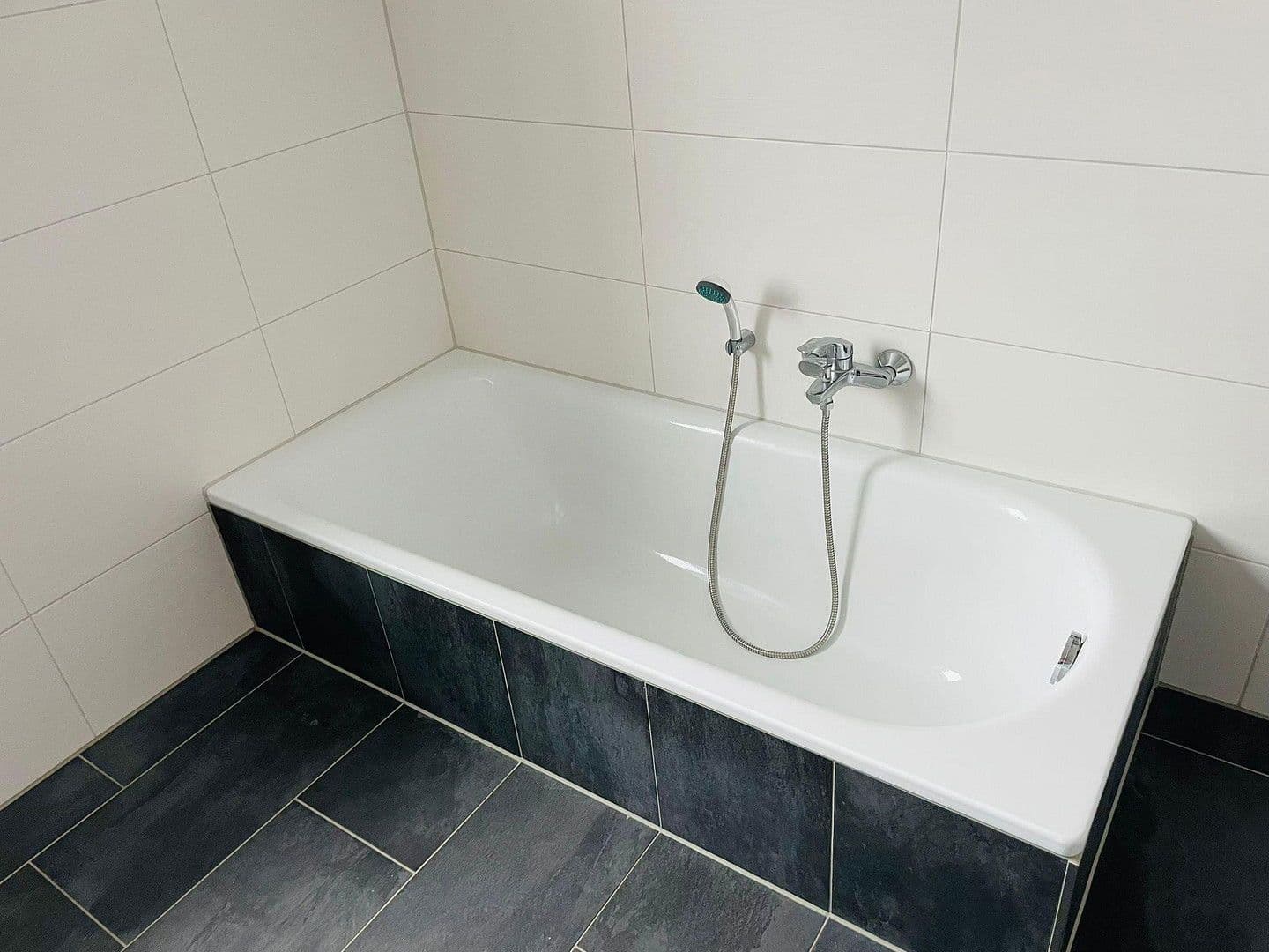 Pronájem domu 118 m², pozemek 576 m², Oldenburg in Holstein, Šlesvicko-Holštýnsko Pronájem domu 118 m², pozemek 576 m², Oldenburg in Holstein, Šlesvicko-Holštýnsko