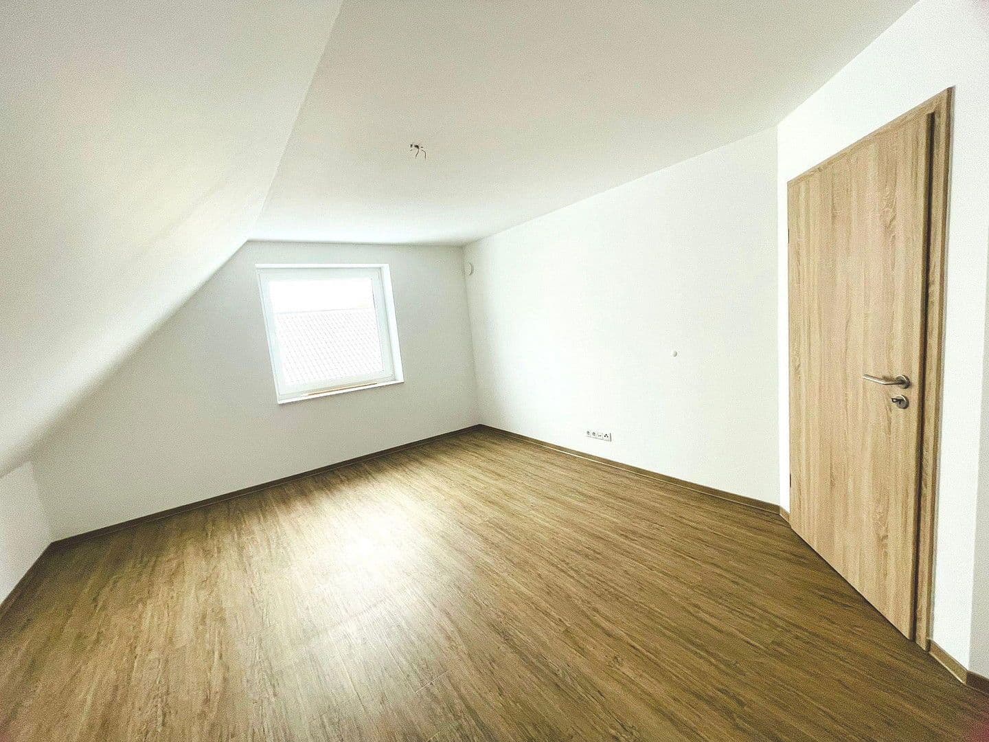 Pronájem domu 118 m², pozemek 576 m², Oldenburg in Holstein, Šlesvicko-Holštýnsko Pronájem domu 118 m², pozemek 576 m², Oldenburg in Holstein, Šlesvicko-Holštýnsko