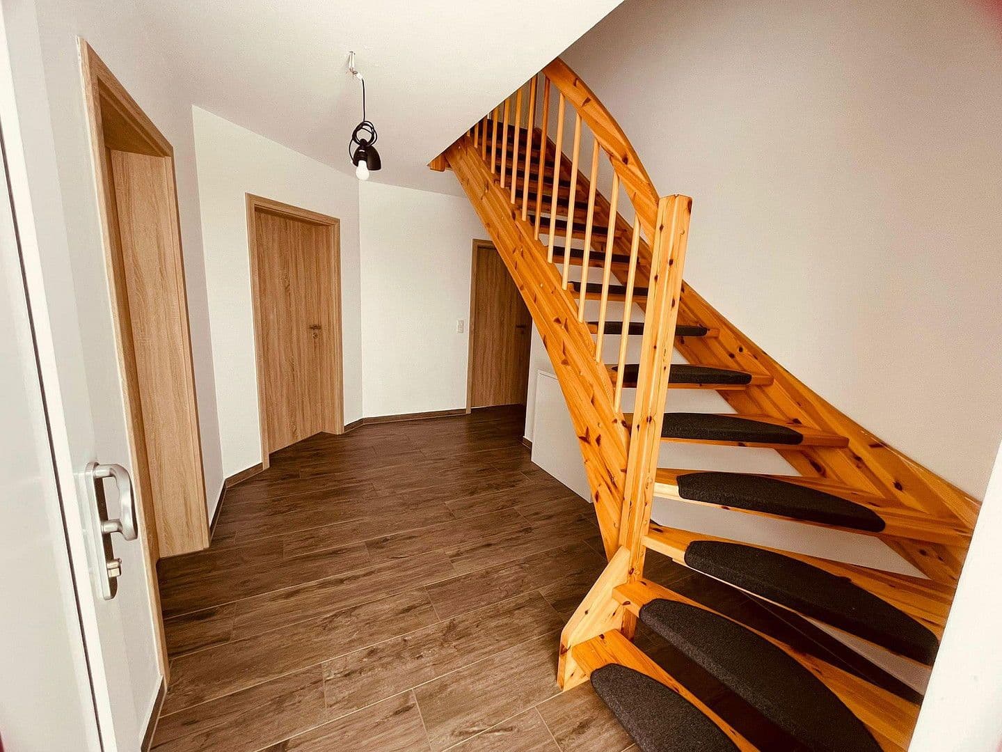 Pronájem domu 118 m², pozemek 576 m², Oldenburg in Holstein, Šlesvicko-Holštýnsko Pronájem domu 118 m², pozemek 576 m², Oldenburg in Holstein, Šlesvicko-Holštýnsko