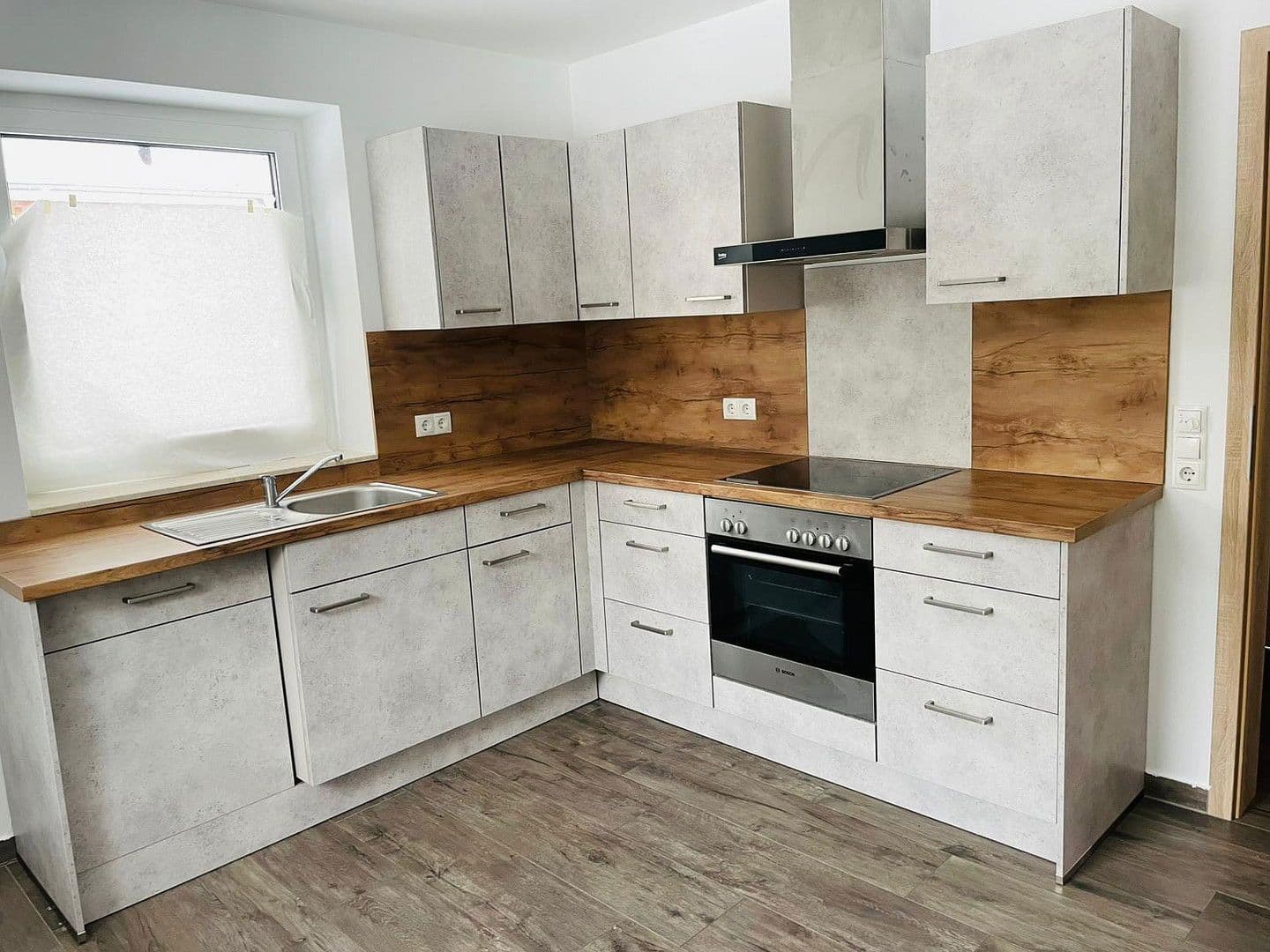 Pronájem domu 118 m², pozemek 576 m², Oldenburg in Holstein, Šlesvicko-Holštýnsko Pronájem domu 118 m², pozemek 576 m², Oldenburg in Holstein, Šlesvicko-Holštýnsko