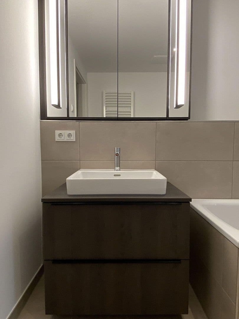 Pronájem bytu 4+1 112 m², Uhlenhorster Weg 31B, Hamburg, Hamburg Pronájem bytu 4+1 112 m², Uhlenhorster Weg 31B, Hamburg, Hamburg