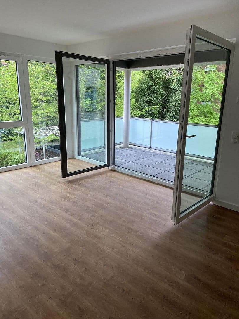 Pronájem bytu 4+1 112 m², Uhlenhorster Weg 31B, Hamburg, Hamburg Pronájem bytu 4+1 112 m², Uhlenhorster Weg 31B, Hamburg, Hamburg