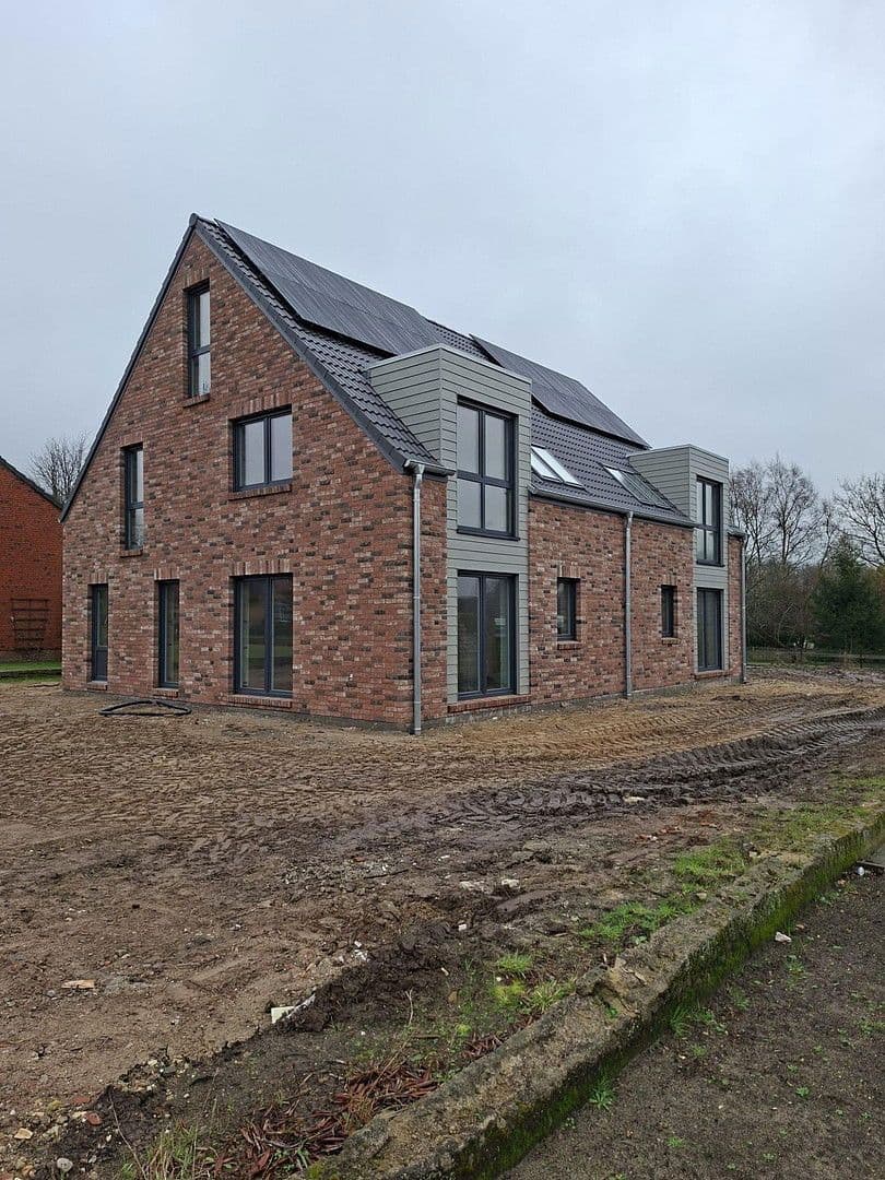 Pronájem domu 129 m², pozemek 400 m², Mildstedt, Šlesvicko-Holštýnsko Pronájem domu 129 m², pozemek 400 m², Mildstedt, Šlesvicko-Holštýnsko