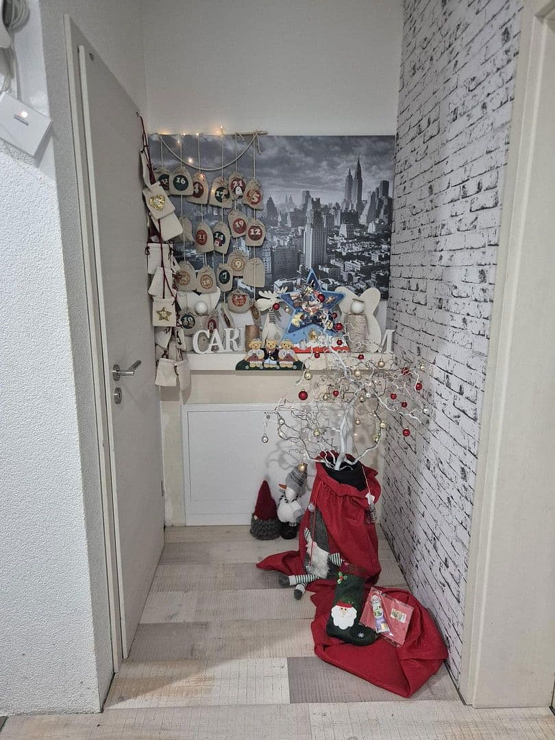 Prodej domu 140 m², pozemek 530 m², Winterbach, Bádensko-Württembersko Prodej domu 140 m², pozemek 530 m², Winterbach, Bádensko-Württembersko