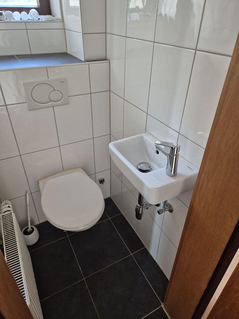 Pronájem bytu 3+1 78 m², Akazienweg 6, Schwäbisch Gmünd, Bádensko-Württembersko Pronájem bytu 3+1 78 m², Akazienweg 6, Schwäbisch Gmünd, Bádensko-Württembersko