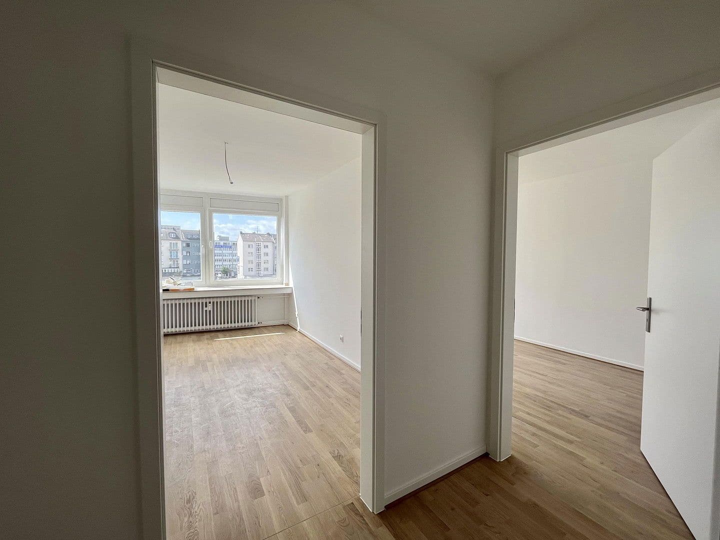 Pronájem bytu 5+1 114 m², Am Buchenbaum 21, Duisburg, Severní Porýní-Vestfálsko Pronájem bytu 5+1 114 m², Am Buchenbaum 21, Duisburg, Severní Porýní-Vestfálsko