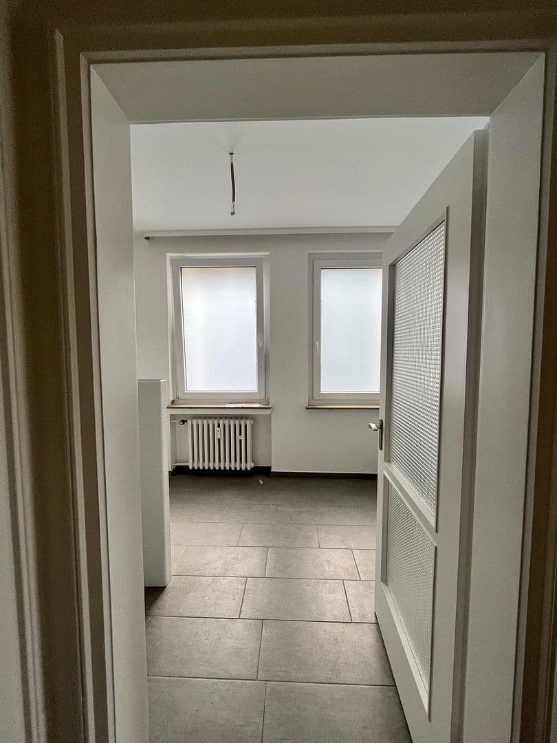 Pronájem bytu 5+1 114 m², Am Buchenbaum 21, Duisburg, Severní Porýní-Vestfálsko Pronájem bytu 5+1 114 m², Am Buchenbaum 21, Duisburg, Severní Porýní-Vestfálsko