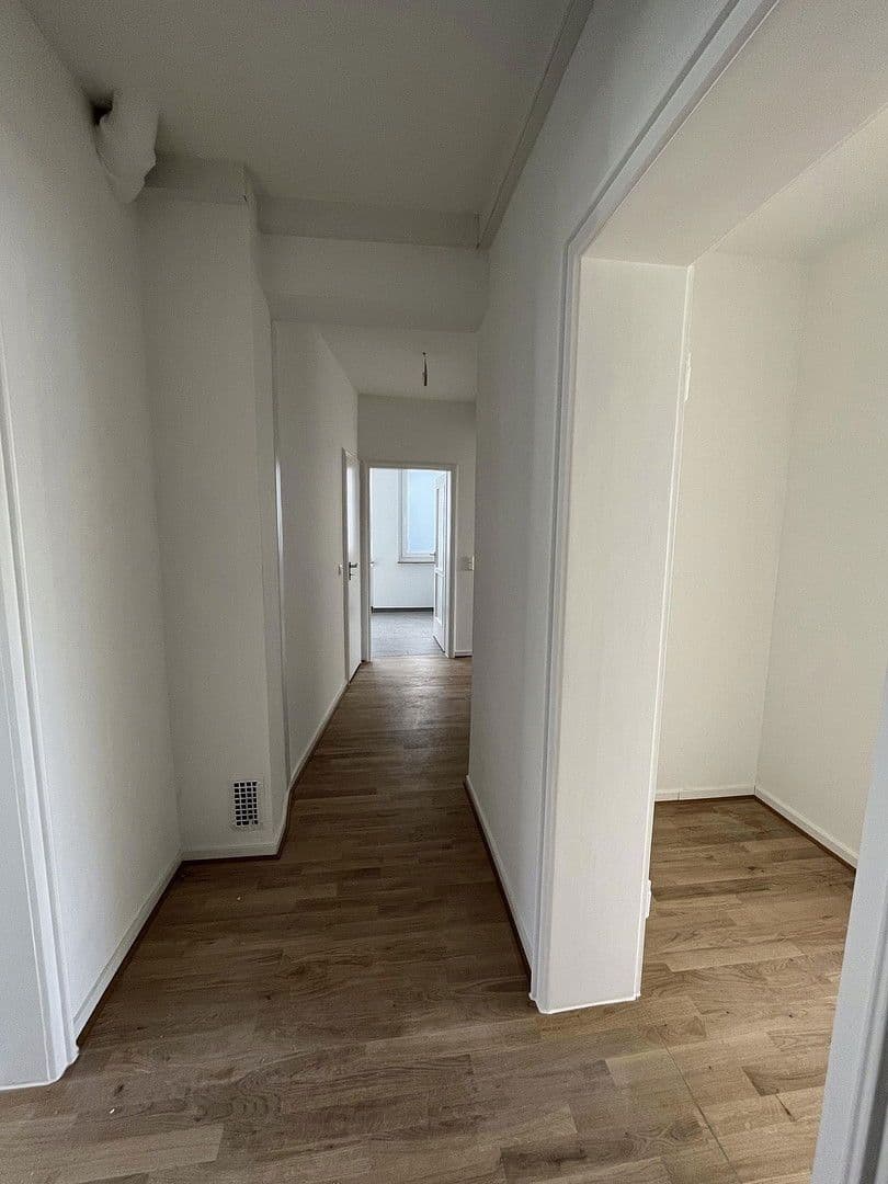 Pronájem bytu 5+1 114 m², Am Buchenbaum 21, Duisburg, Severní Porýní-Vestfálsko Pronájem bytu 5+1 114 m², Am Buchenbaum 21, Duisburg, Severní Porýní-Vestfálsko