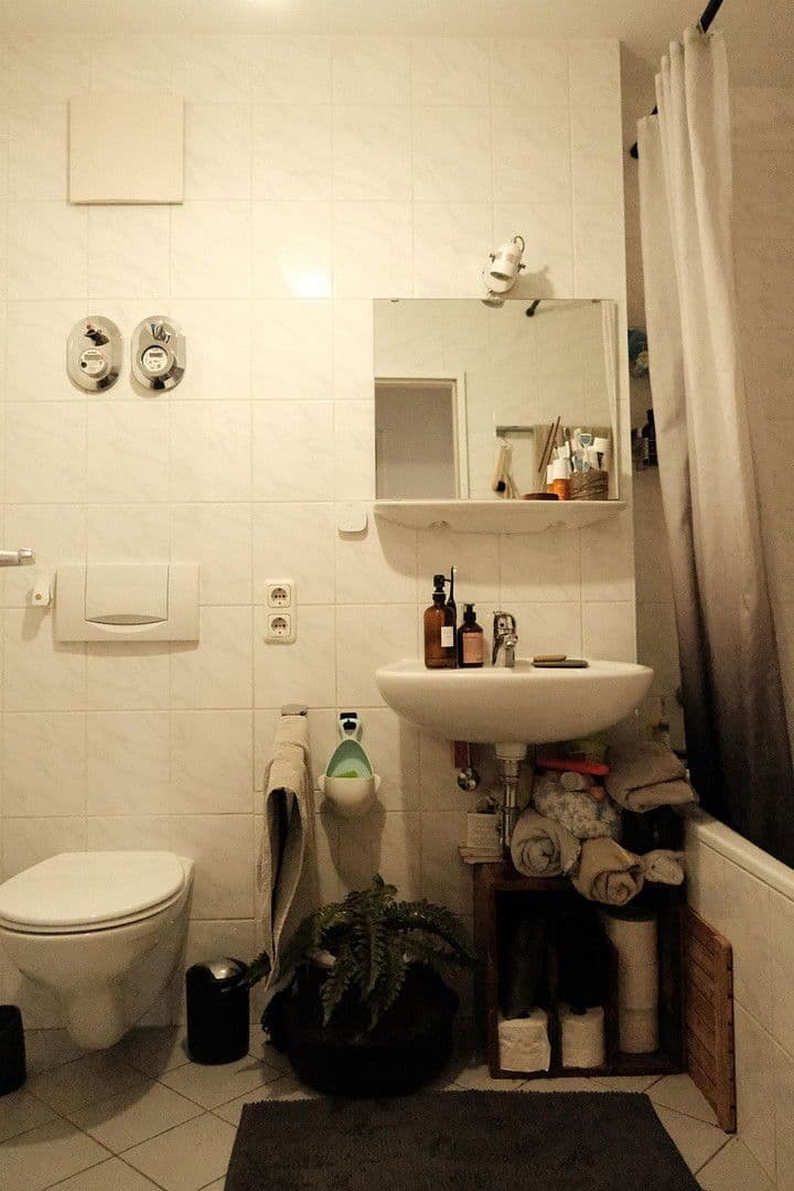 Prodej bytu 2+1 54 m², Feldmochinger Str. 212, München, Bavorsko Prodej bytu 2+1 54 m², Feldmochinger Str. 212, München, Bavorsko