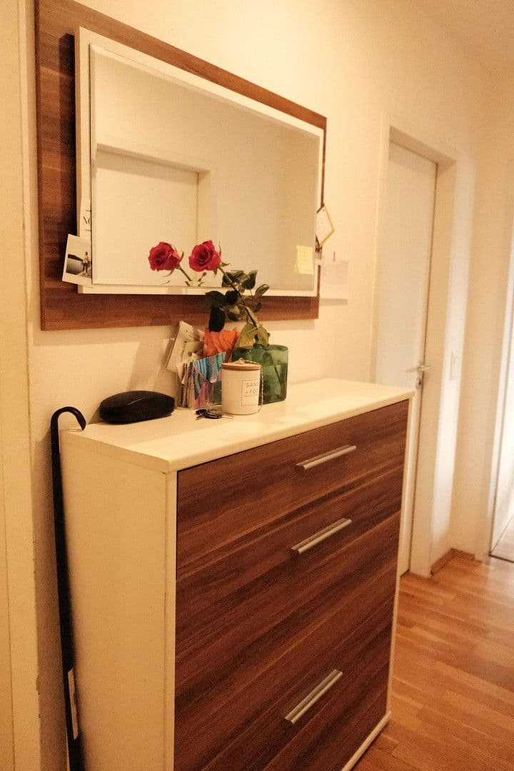 Prodej bytu 2+1 54 m², Feldmochinger Str. 212, München, Bavorsko Prodej bytu 2+1 54 m², Feldmochinger Str. 212, München, Bavorsko