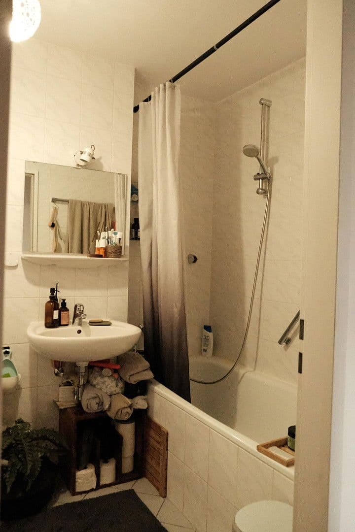 Prodej bytu 2+1 54 m², Feldmochinger Str. 212, München, Bavorsko Prodej bytu 2+1 54 m², Feldmochinger Str. 212, München, Bavorsko