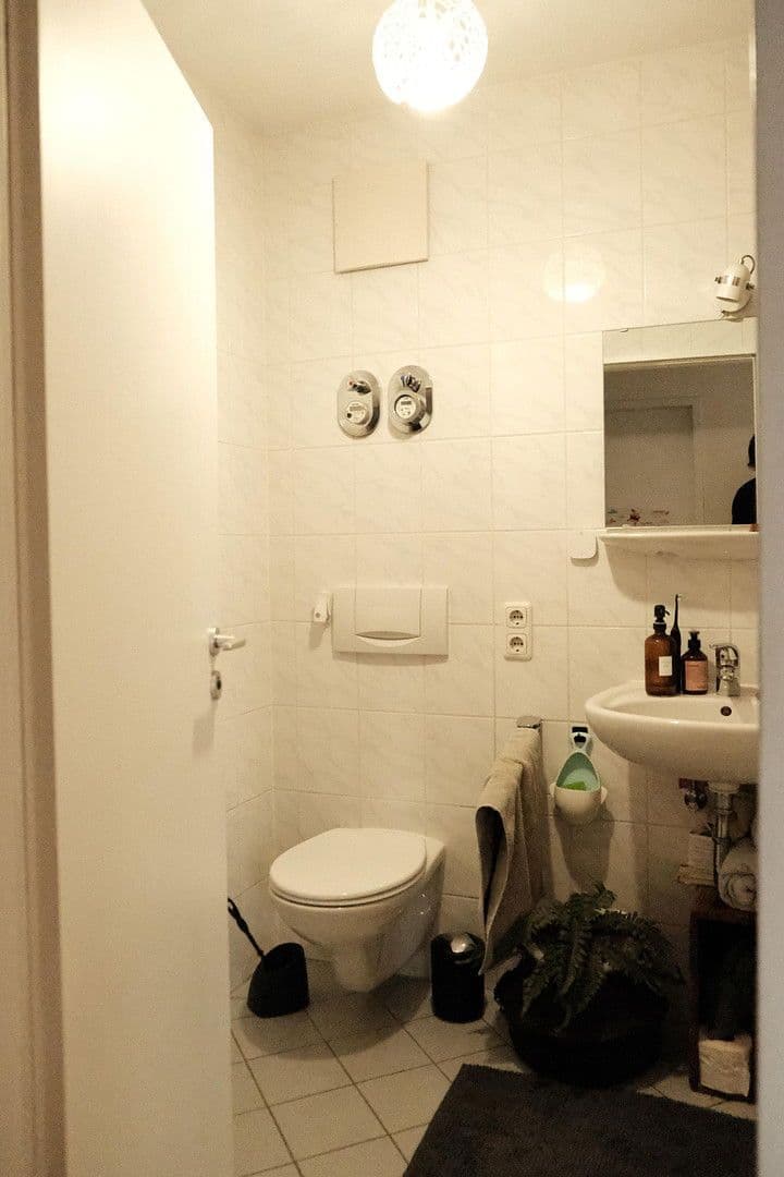 Prodej bytu 2+1 54 m², Feldmochinger Str. 212, München, Bavorsko Prodej bytu 2+1 54 m², Feldmochinger Str. 212, München, Bavorsko