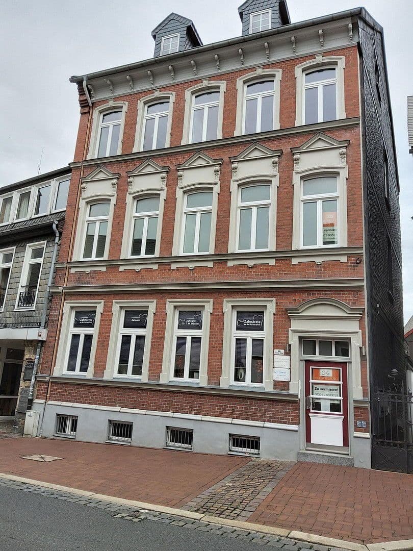 Pronájem bytu 2+1 63 m², Hoher Weg 16, Goslar, Dolní Sasko Pronájem bytu 2+1 63 m², Hoher Weg 16, Goslar, Dolní Sasko